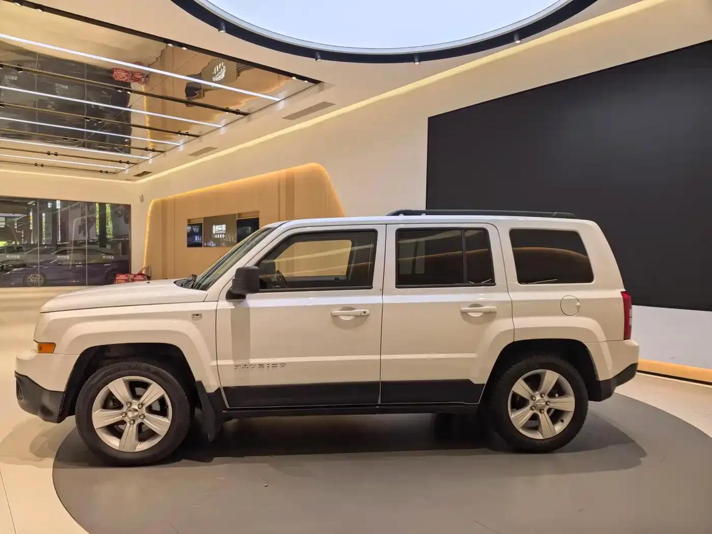 2014 Jeep Compass 2.4L Sport Edition — миниатюра 7