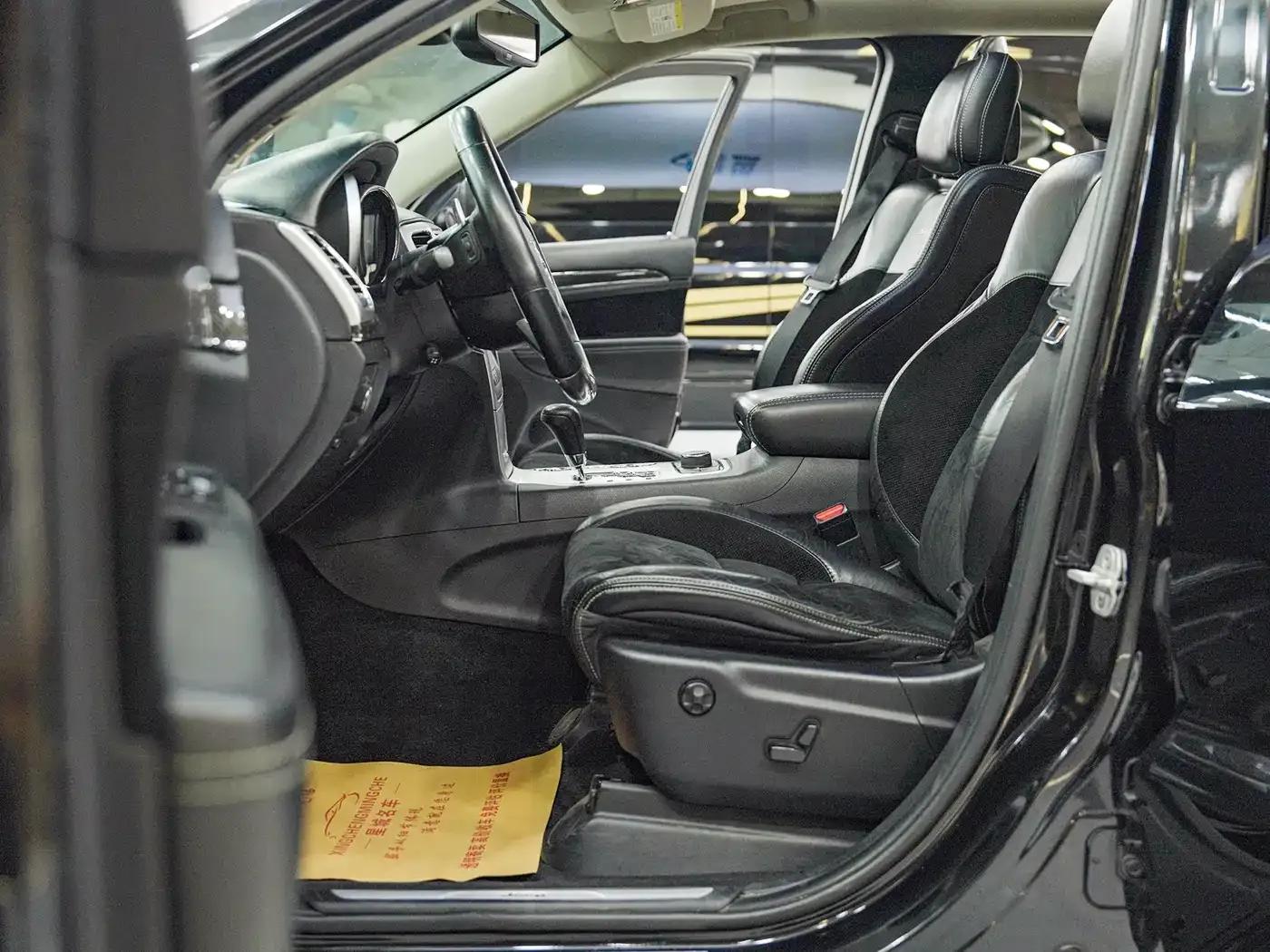 2012 Jeep Grand Cherokee SRT 6.4L SRT8 — миниатюра 6