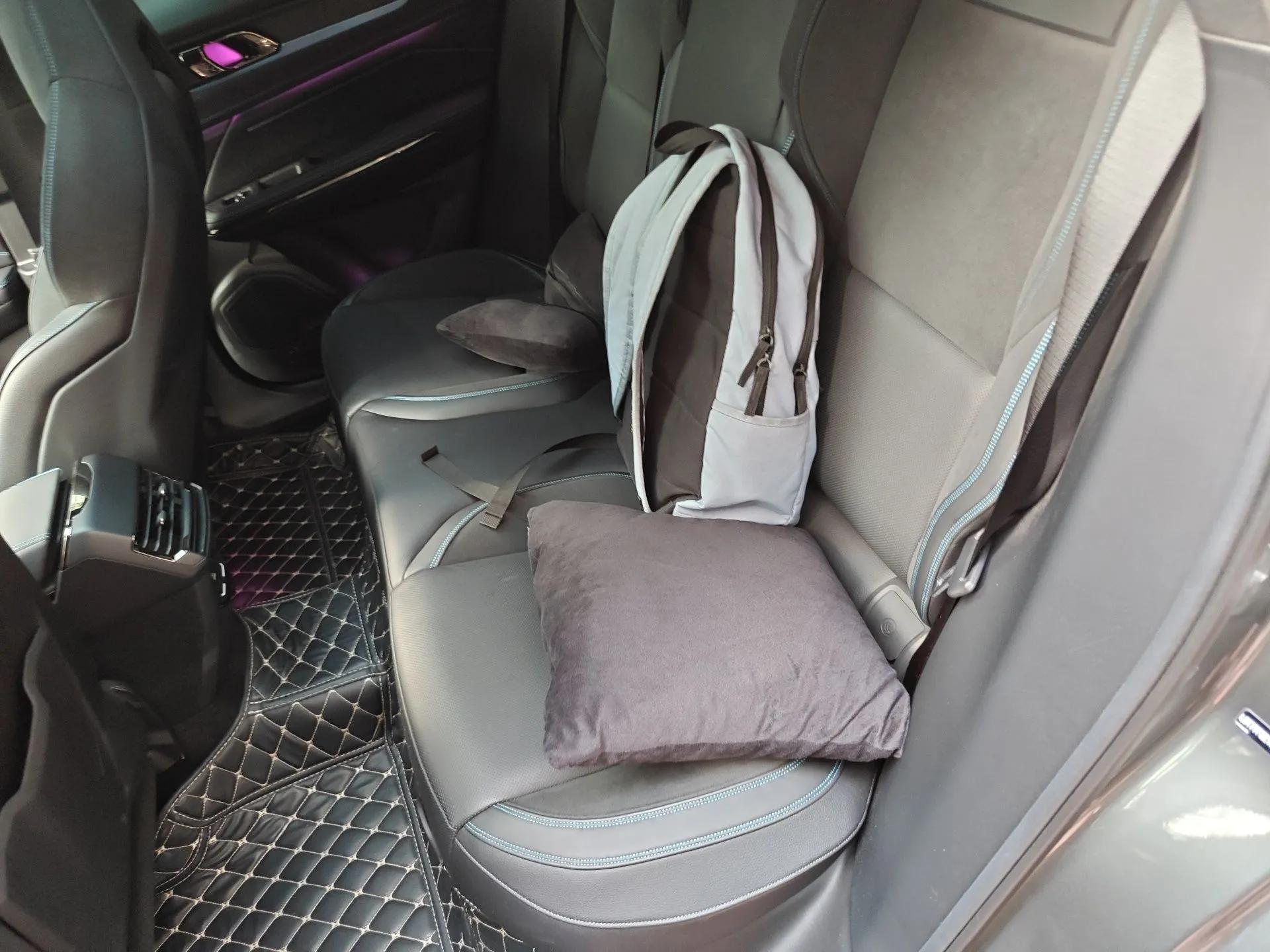 Lynk & Co 05 EM-P 2021 1.5TD PHEV HALO — миниатюра 18