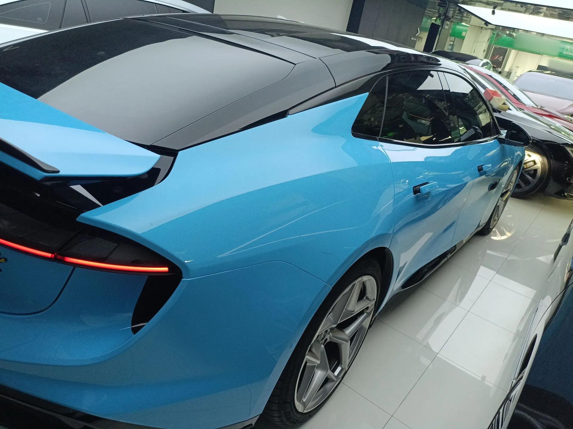 Lotus EMEYA 2024 EMEYA L+ — миниатюра 4