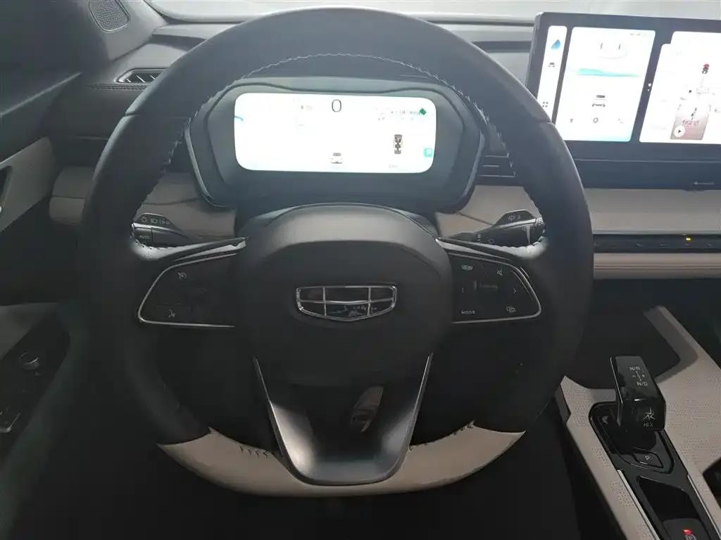 Geely Emgrand L HiP 2022 1.5TD-DHT Pro 100KM Super Speed — миниатюра 3