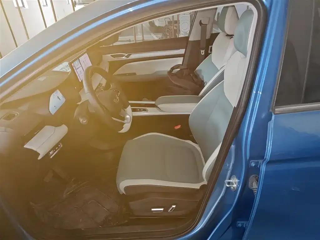 Geely Emgrand L HiP 2022 1.5TD-DHT Pro 100KM Super Speed — миниатюра 7