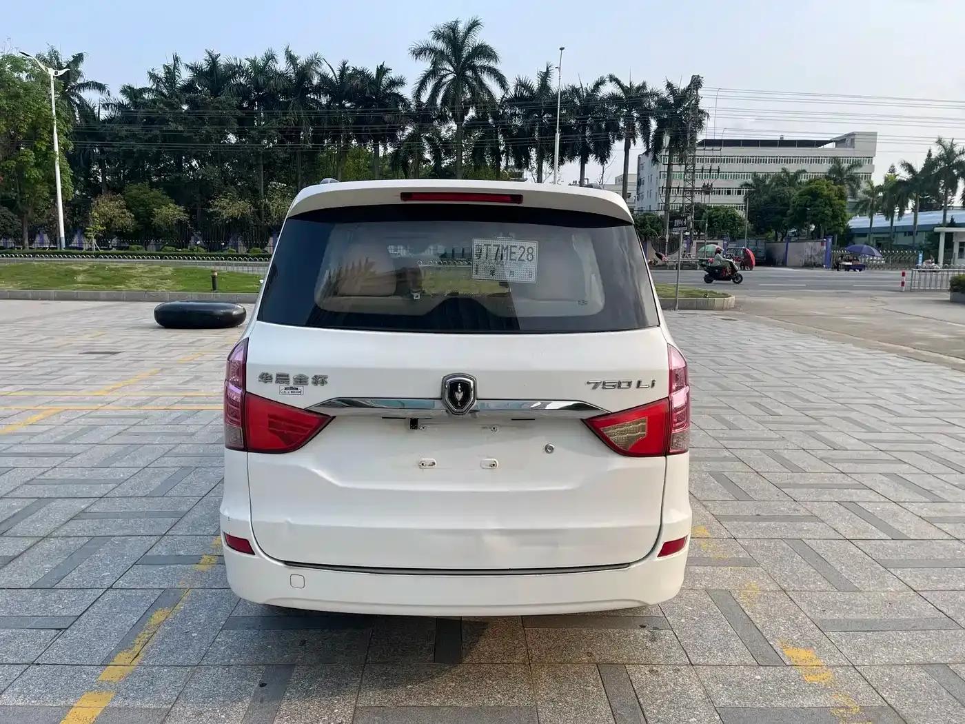 Brilliance Jinbei 750 2015 Model 1.5L Comfort Edition — миниатюра 10