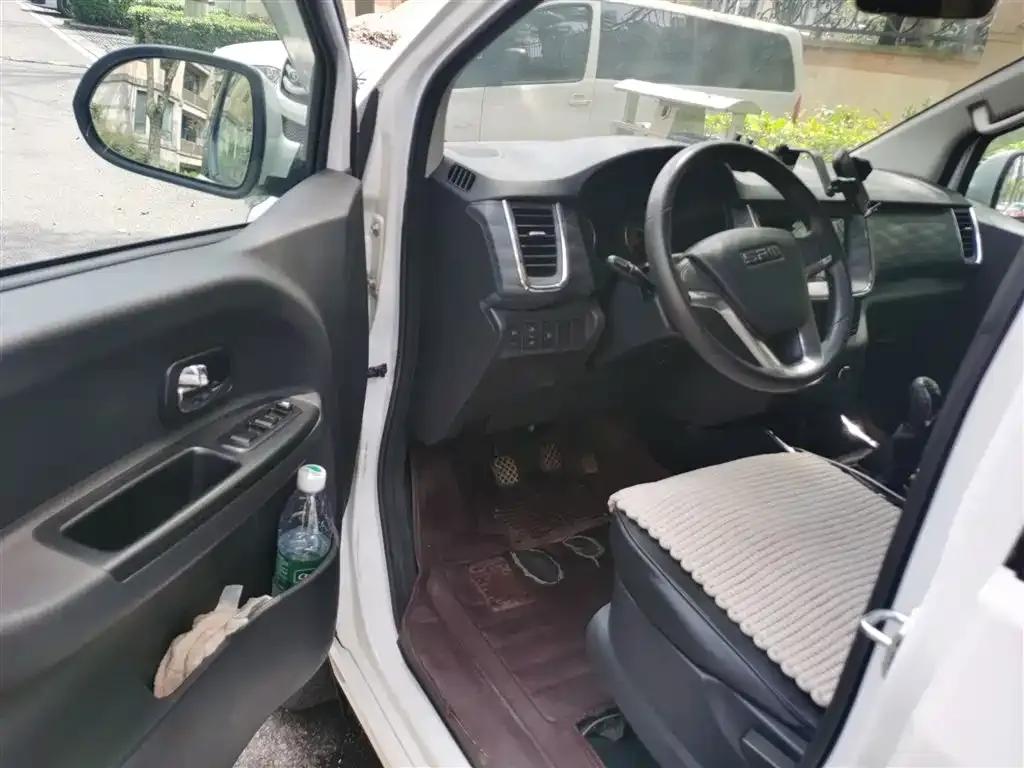 Golden Sea Lion Classic 2021 Model 2.0L Passenger Van Touring Lion 7-Seater — миниатюра 13