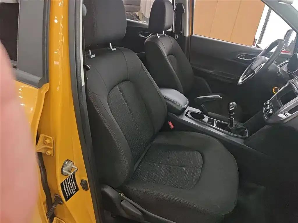 Yuhu 5 2019 2.0T Diesel Manual 2WD Classic (China VI Emission Standard) — миниатюра 7