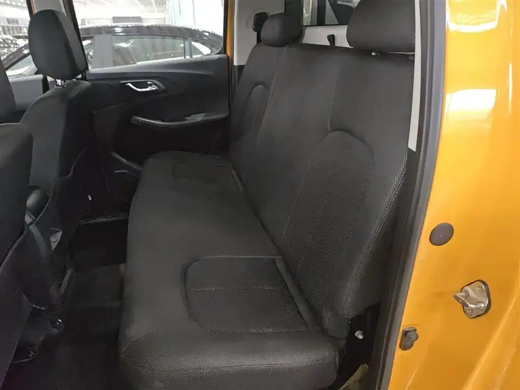Yuhu 5 2019 2.0T Diesel Manual 2WD Classic (China VI Emission Standard) — миниатюра 10