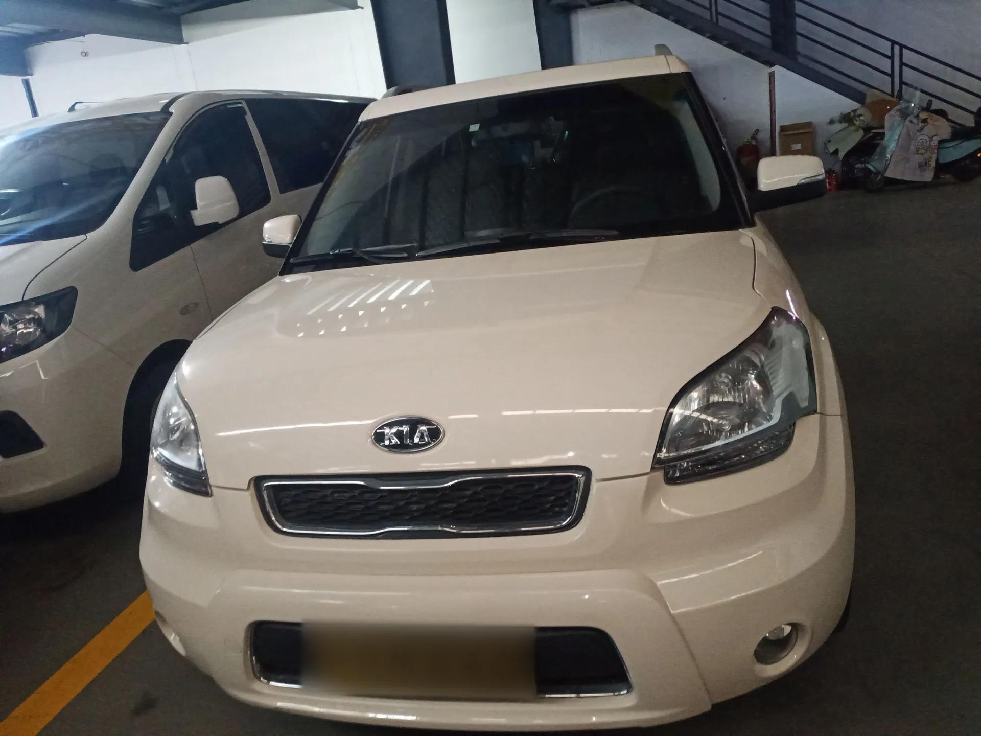 Kia Soul 2013 1.6L AT Premium — миниатюра 2