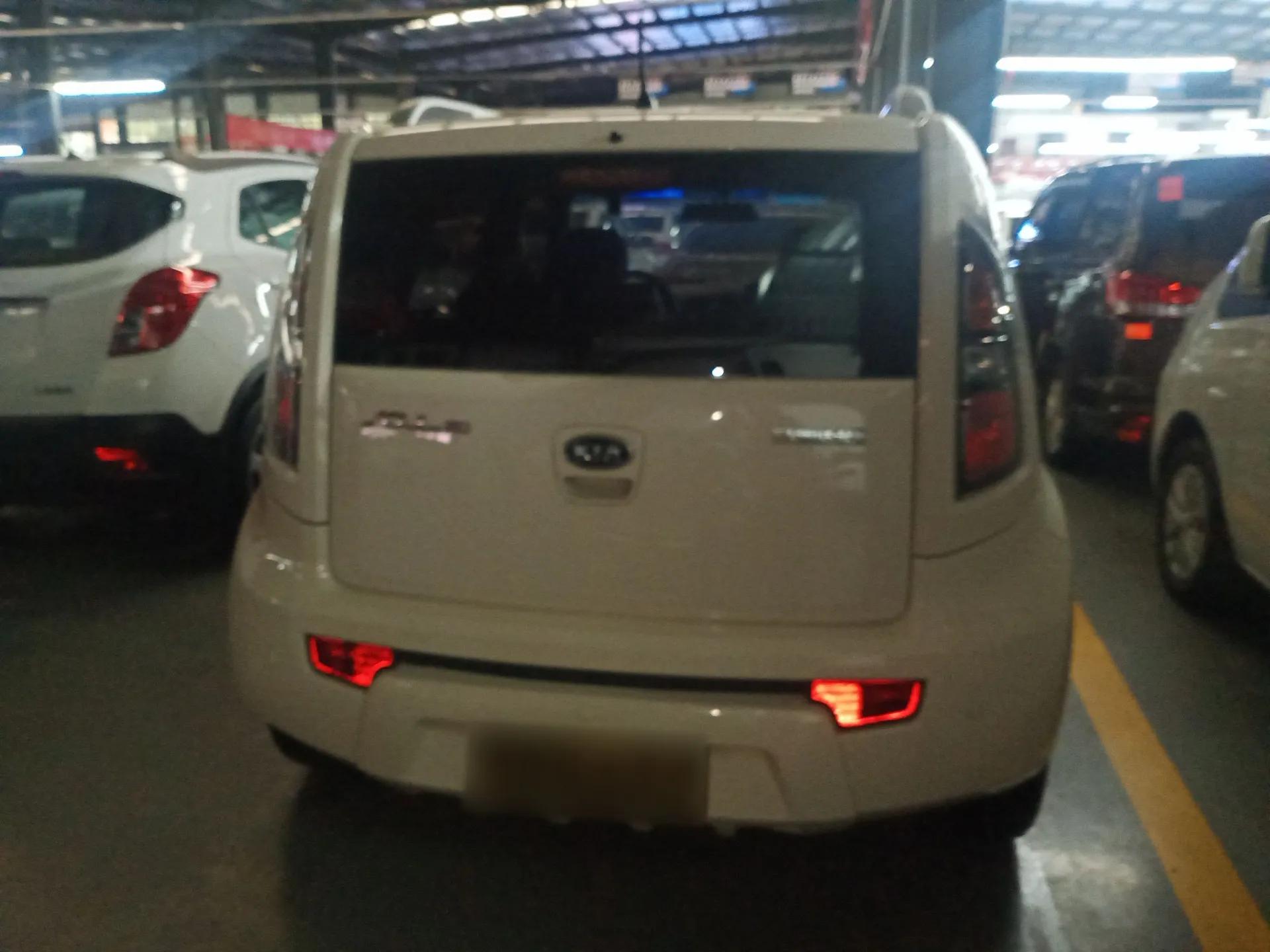 Kia Soul 2013 1.6L AT Premium — миниатюра 5