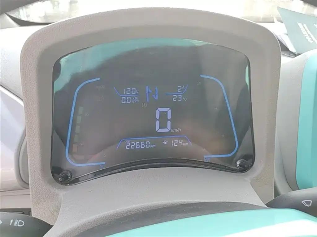 Yizhi EV2 2023 Auspicious Edition 201km Comfort Model — миниатюра 12