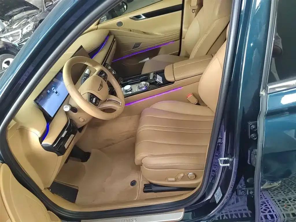 Genesis G80 2024 2.5T Rear-Wheel Drive Luxury Edition — миниатюра 15