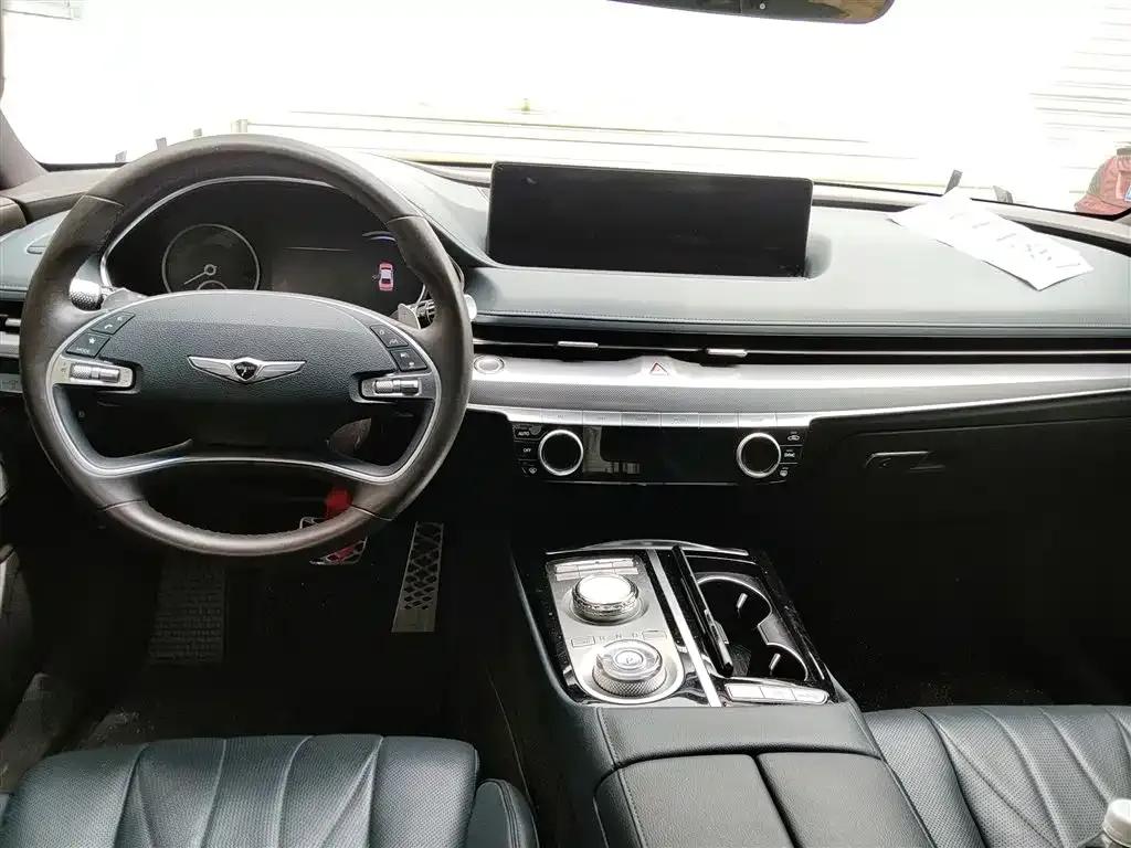 Genesis G80 2023 2.5T Rear-Wheel Drive Luxury Edition — миниатюра 10