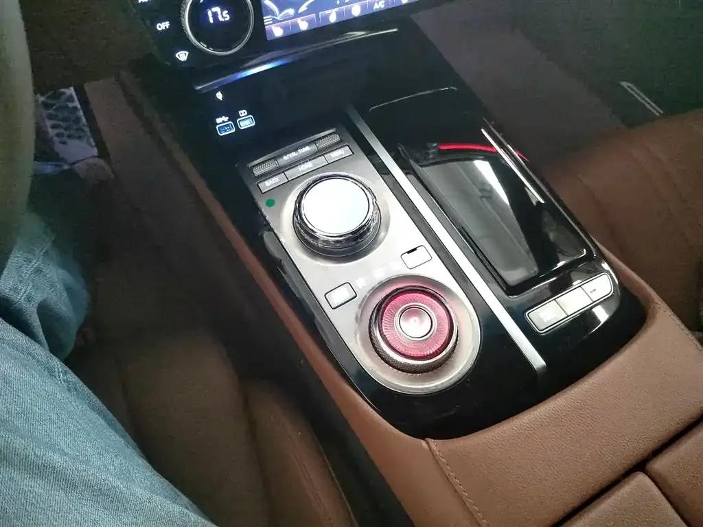 Genesis G80 2023 2.5T Rear-Wheel Drive Luxury Edition — миниатюра 14