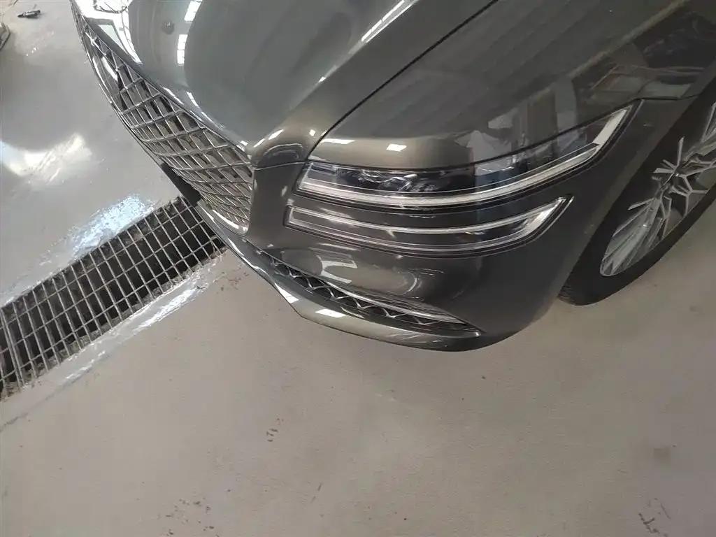 Genesis G80 2023 2.5T Rear-Wheel Drive Luxury Edition — миниатюра 24