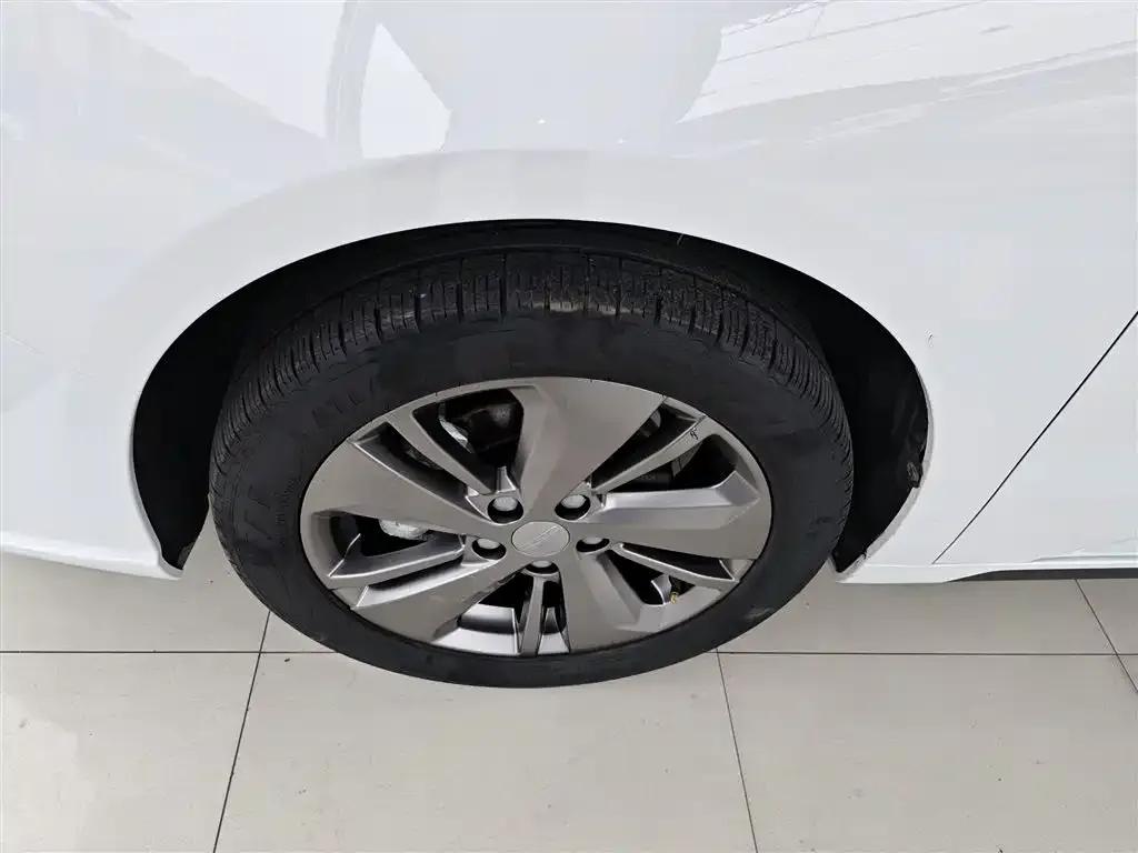 Geely Geometry G6 2022 Model 480 New Enjoyment Edition — миниатюра 25