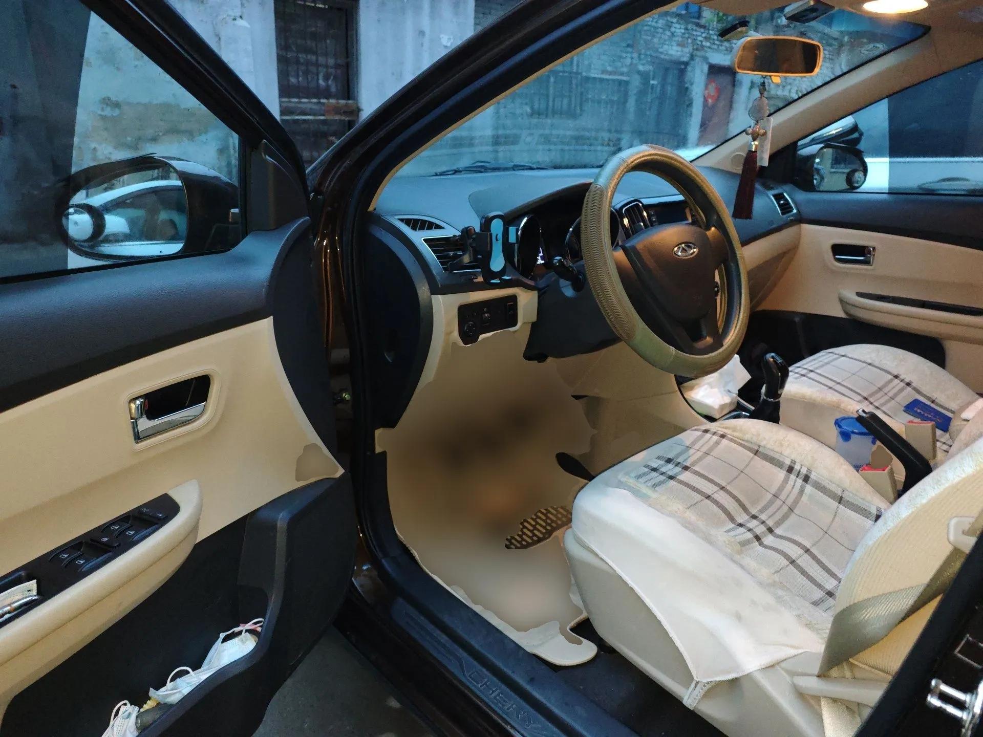 Chery E3 2015 1.5L Manual Fashion Model — миниатюра 17