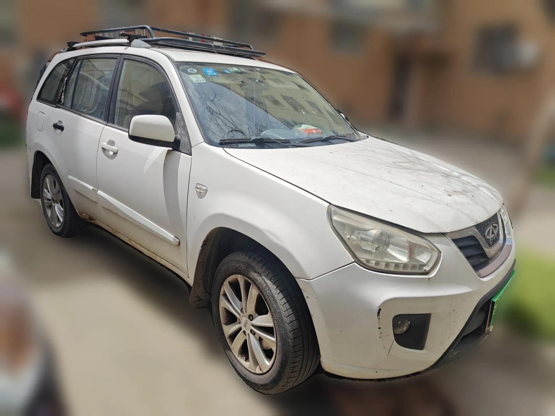 Chery Tiggo 2012 Elite Edition Facelift 1.6L Manual Comfort DVVT — миниатюра 3