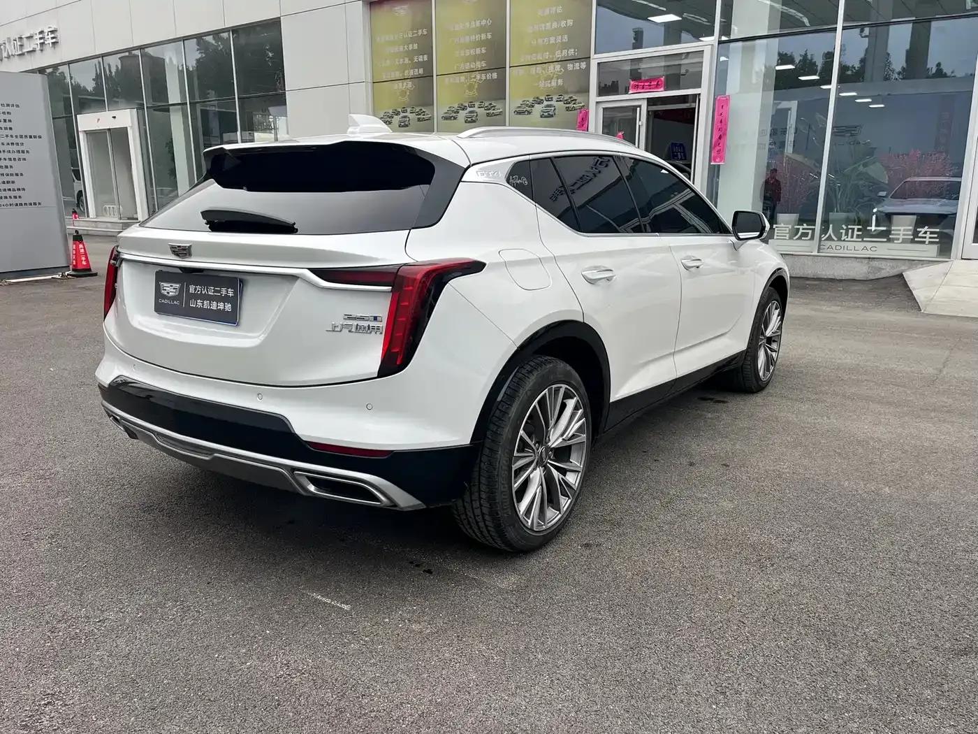 2023 Cadillac GT4 25T Luxury — миниатюра 14