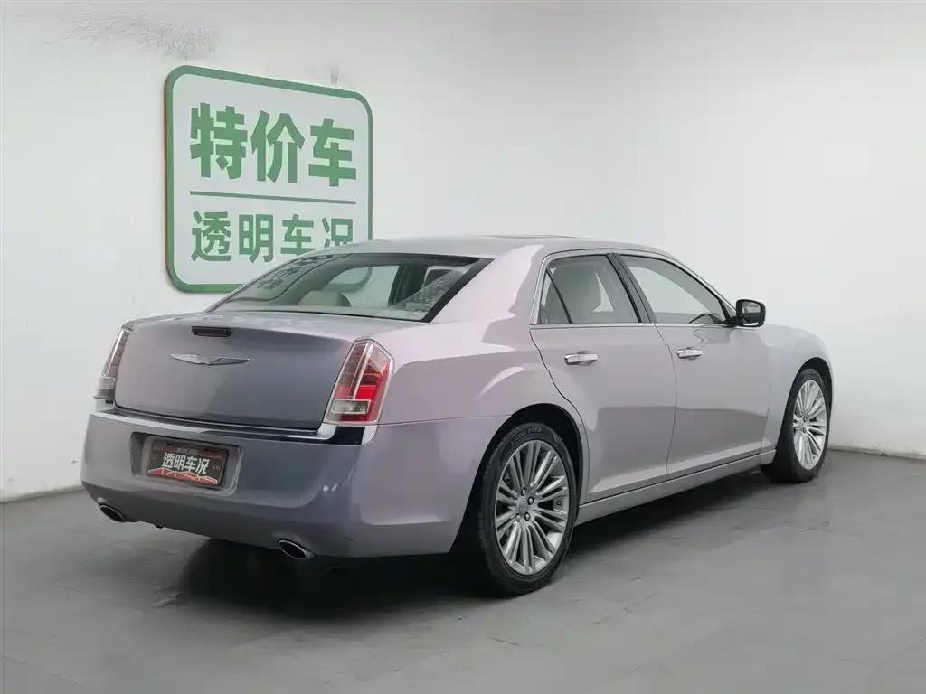 Chrysler 300C (Imported) 2013 3.6L Premium Edition — миниатюра 2