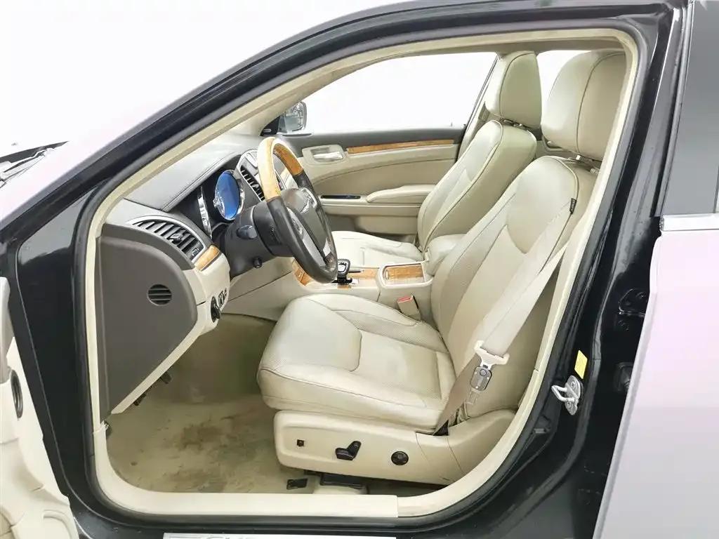Chrysler 300C (Imported) 2013 3.6L Premium Edition — миниатюра 10