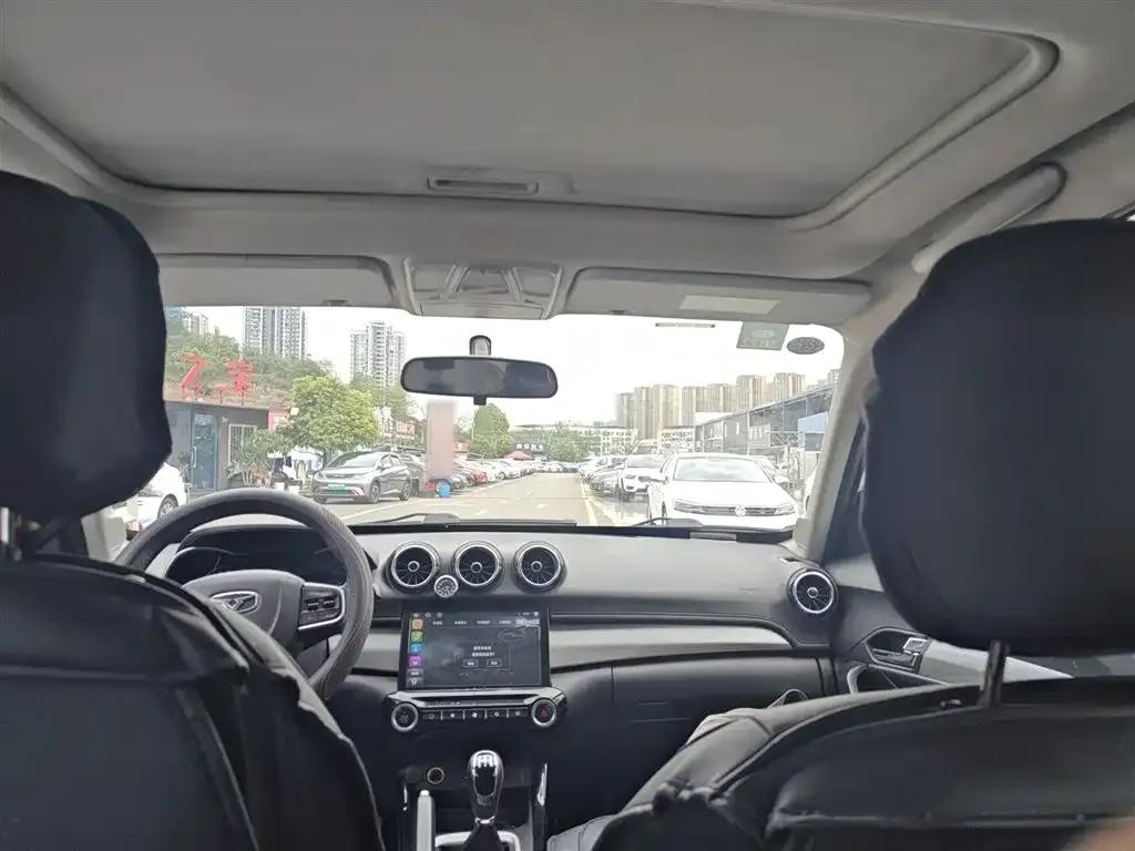 Kaiyi X3 2019 1.5L Manual Smart Edition — миниатюра 18