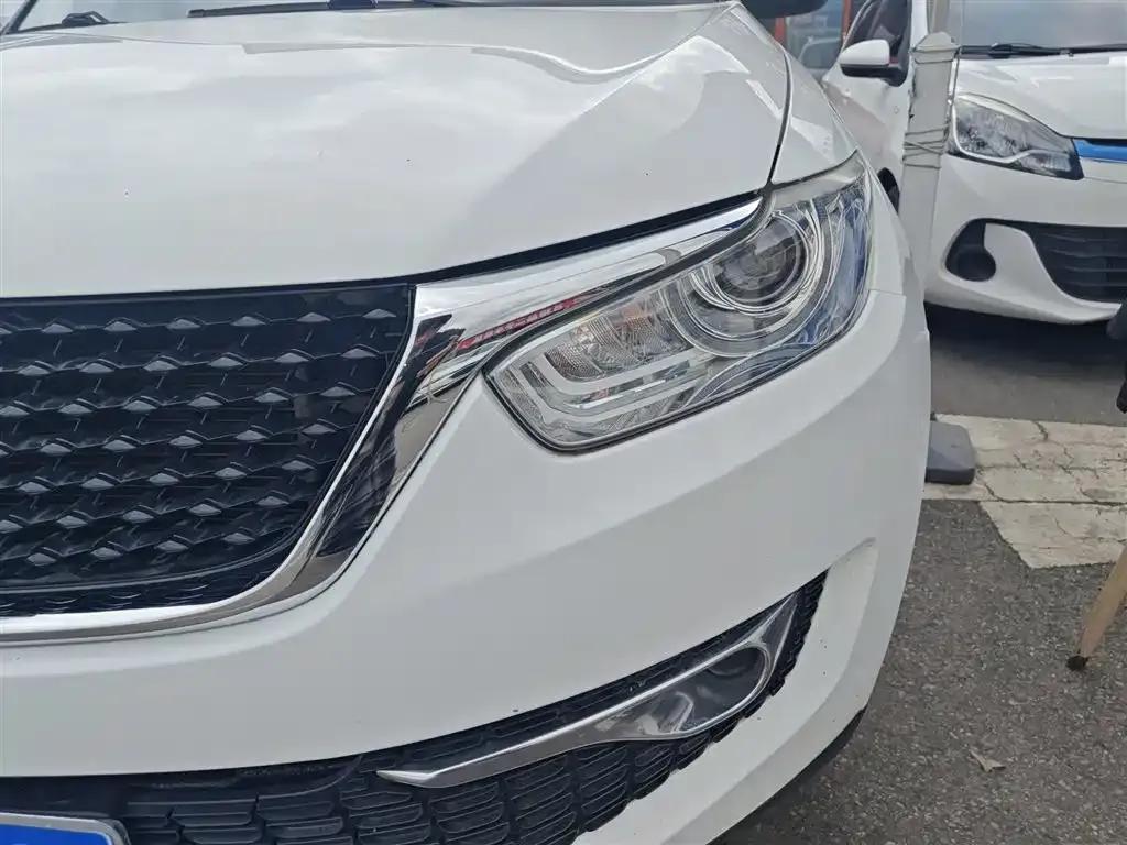 Kaiyi X3 2019 1.5L Manual Smart Edition — миниатюра 24
