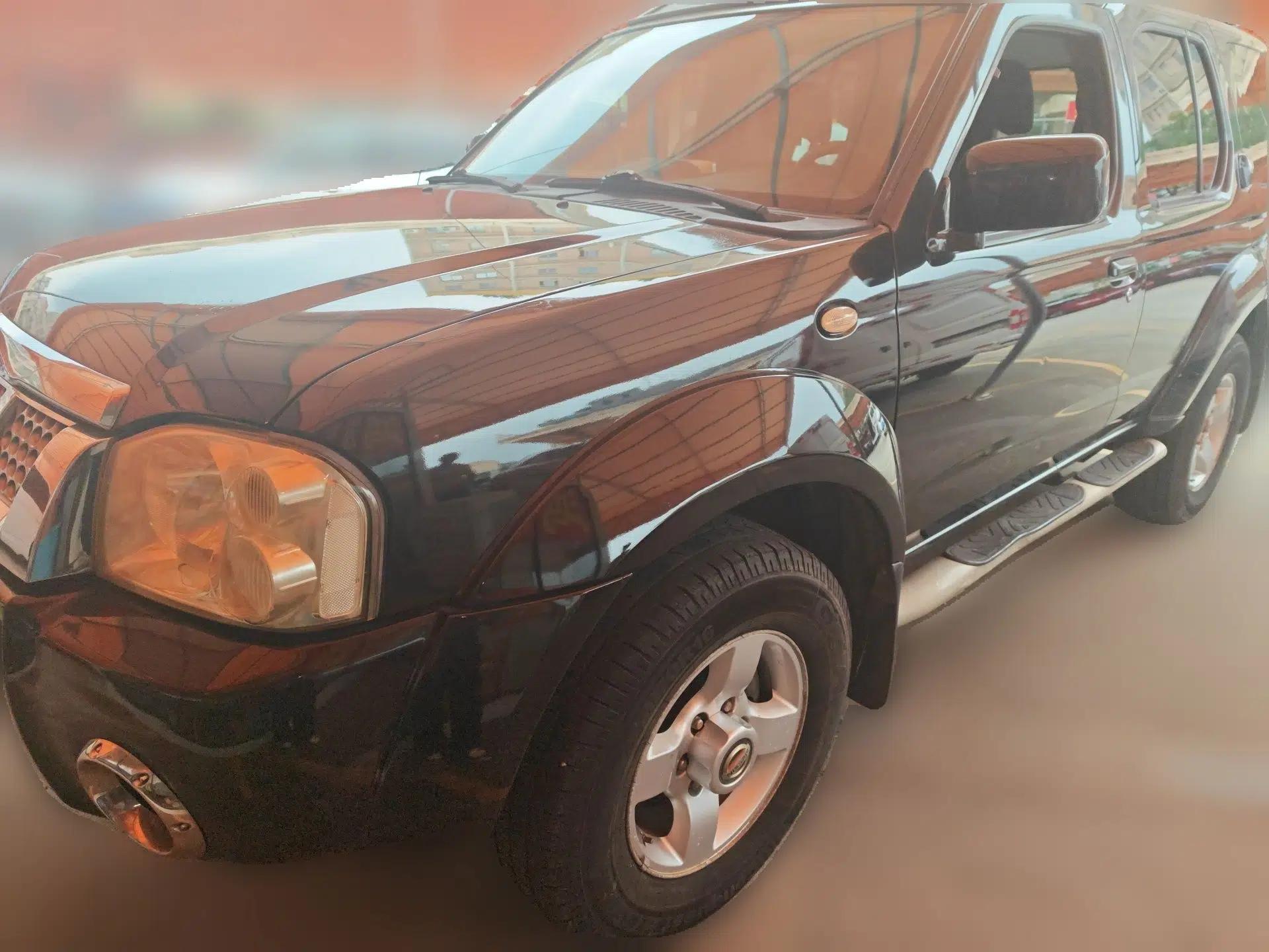 Nissan Paladin 2013 2.4L Two-Wheel Drive Standard Version China IV Standard — миниатюра 1