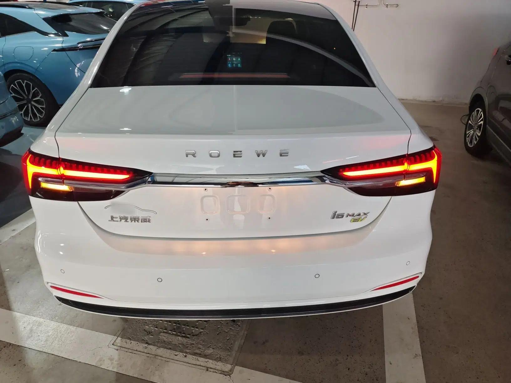 Roewe i6 MAX New Energy 2023 EV 420 Skyroof Special Edition — миниатюра 5