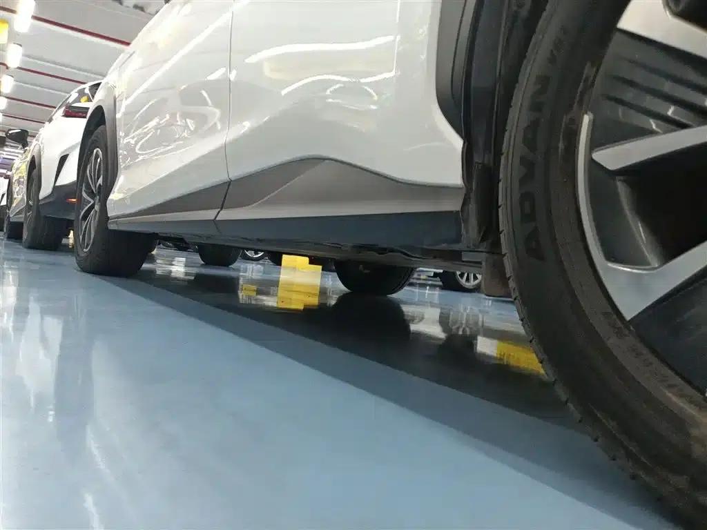 Lexus RZ 2023 450e AWD Luxury Edition — миниатюра 21