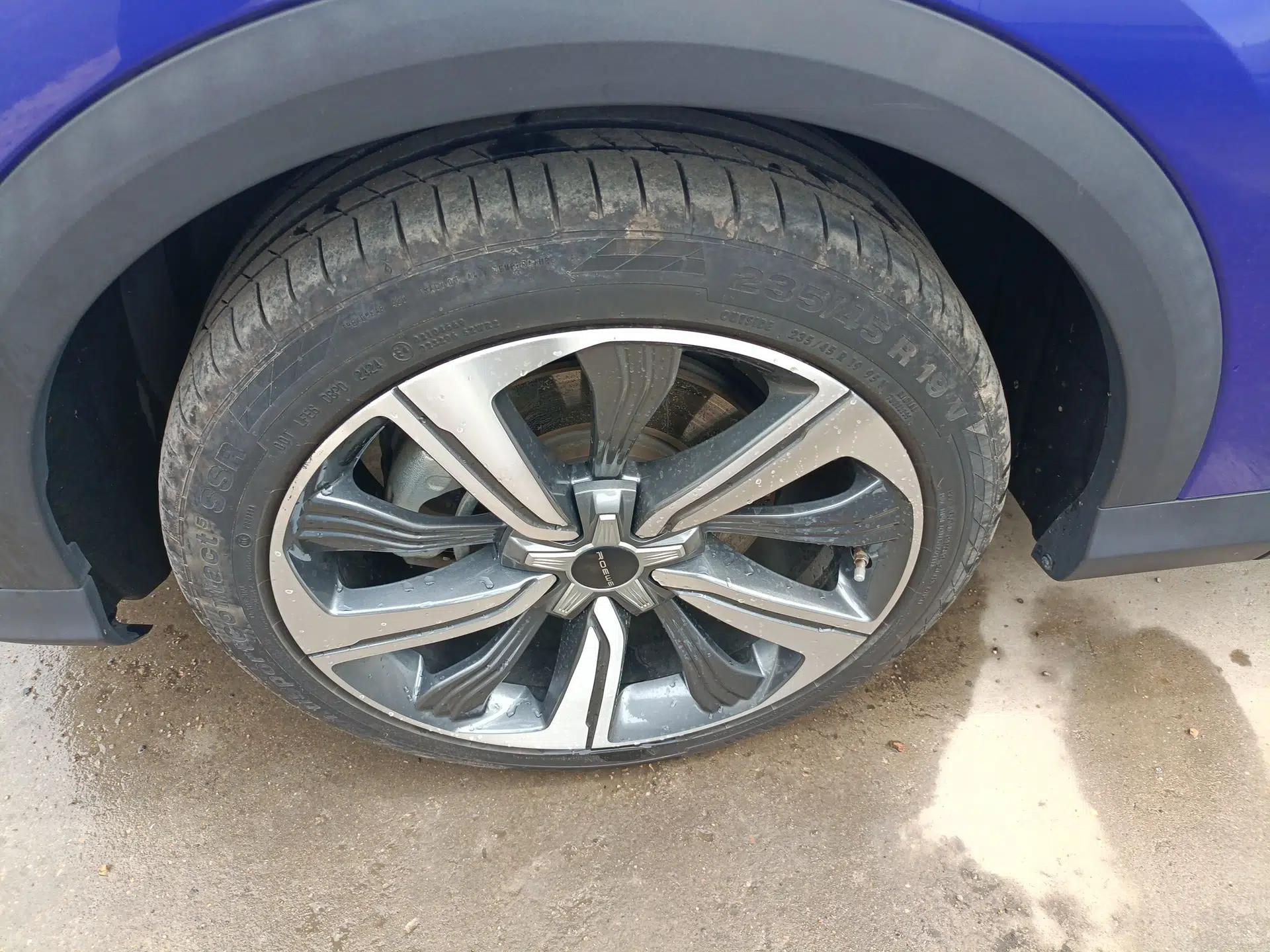 Roewe MARVEL X 2018 Rear-Drive Model — миниатюра 8