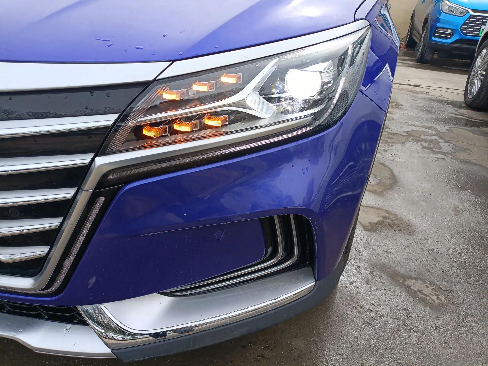 Roewe MARVEL X 2018 Rear-Drive Model — миниатюра 9