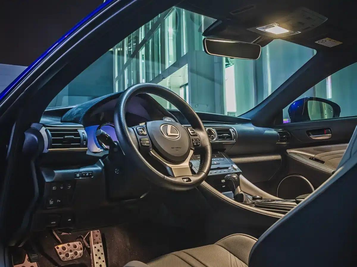 Lexus RC F 2015 F 5.0L Pinnacle Edition — миниатюра 4