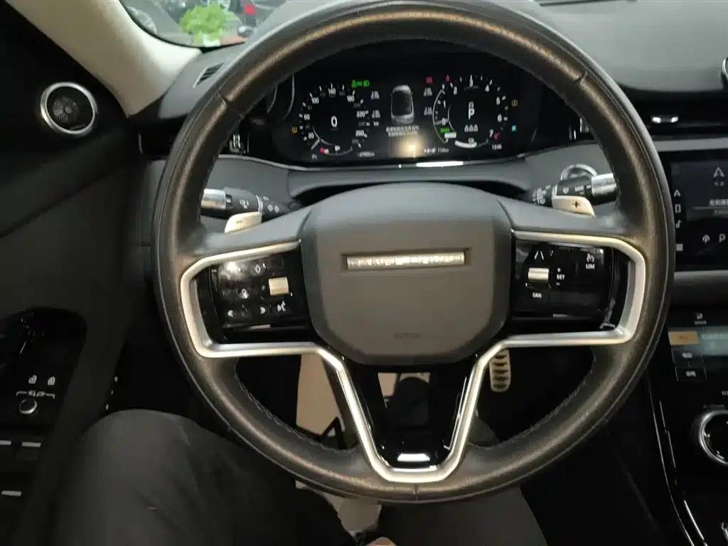 Range Rover Evoque PHEV 2021 Model P300e Luxury Edition — миниатюра 3