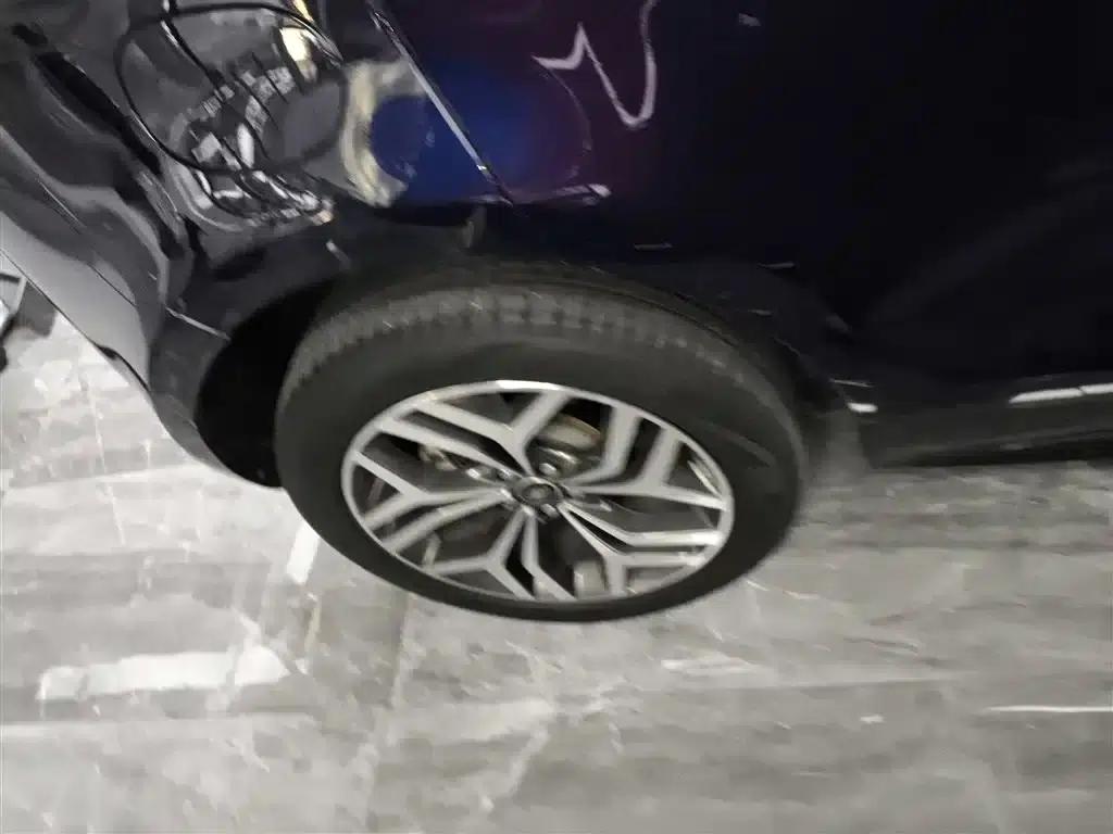 Range Rover Evoque PHEV 2021 Model P300e Luxury Edition — миниатюра 26