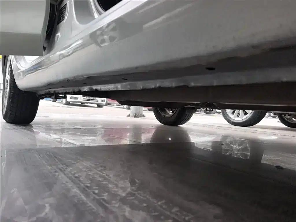 Ciaz 2015 1.6L Automatic Comfort Edition — миниатюра 20