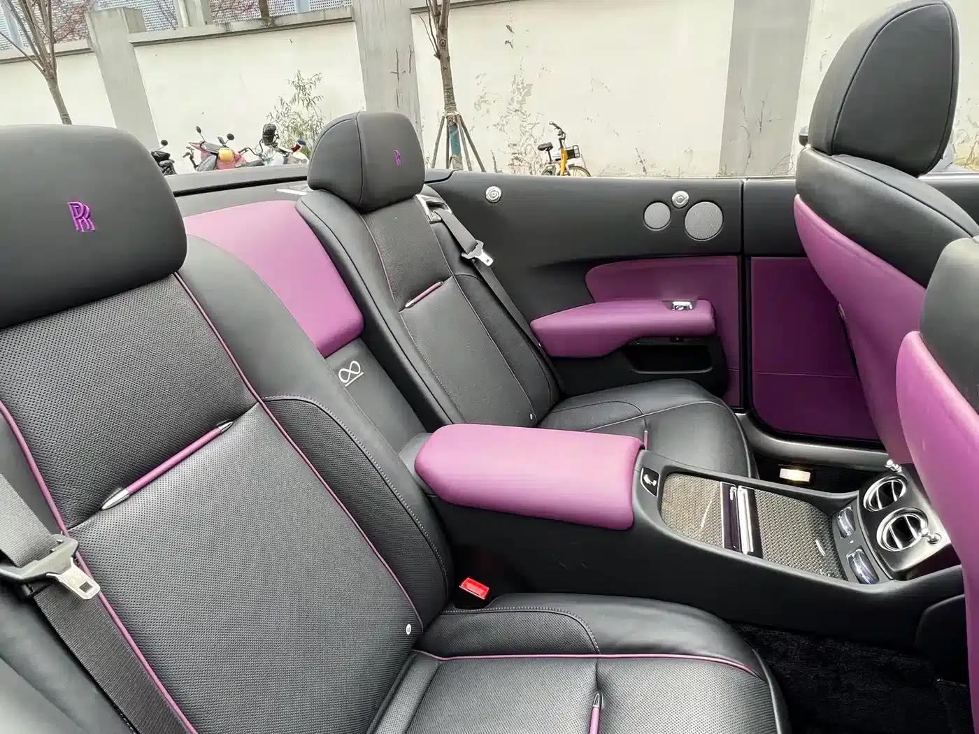 2018 Dawn 6.6T Black Badge — миниатюра 8