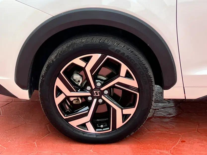 SOL X8 2021 300T DCT Luxury Smart Connect Edition 5 Seats — миниатюра 5