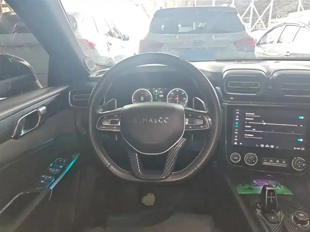 Lynk & Co 03 PHEV 2020 1.5T Pro — миниатюра 11