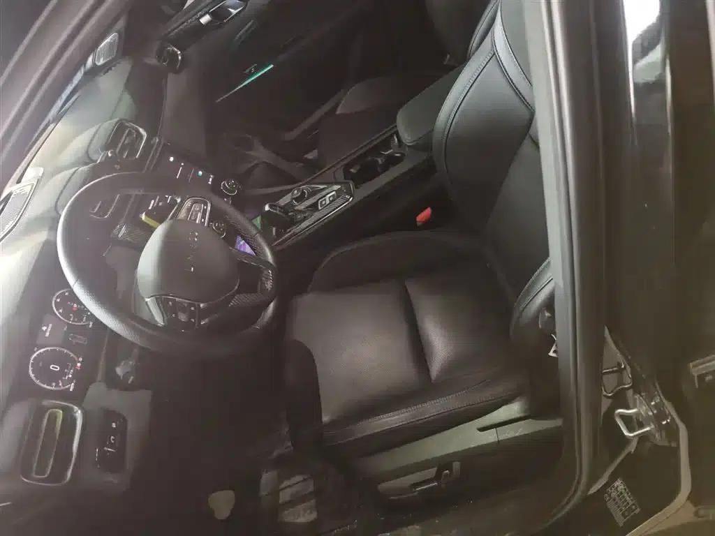 Lynk & Co 03 PHEV 2020 1.5T Pro — миниатюра 15
