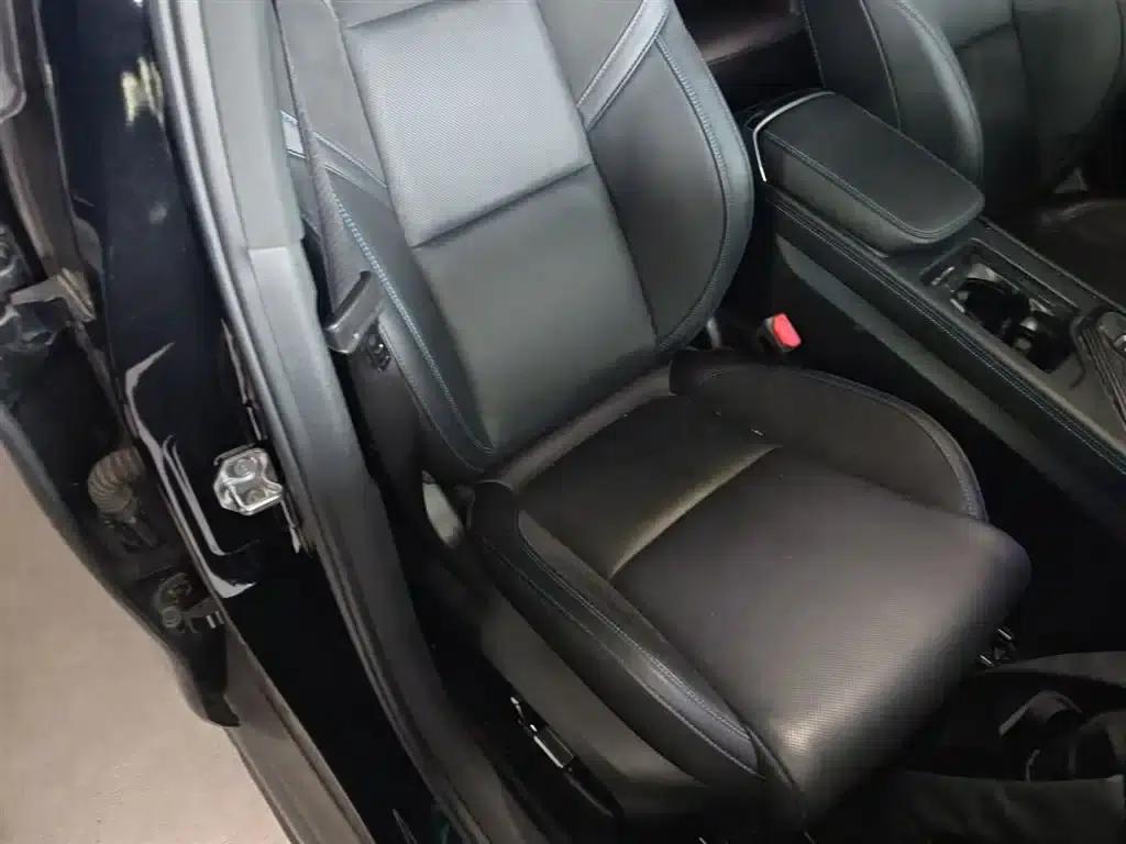 Lynk & Co 03 PHEV 2020 1.5T Pro — миниатюра 25