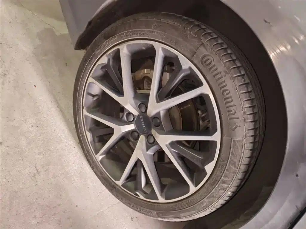 Lynk & Co 03 PHEV 2020 1.5T Pro — миниатюра 26