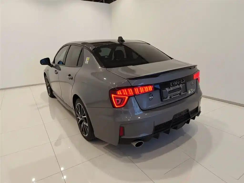 Lynk & Co 03 PHEV 2020 1.5T Pro — миниатюра 5