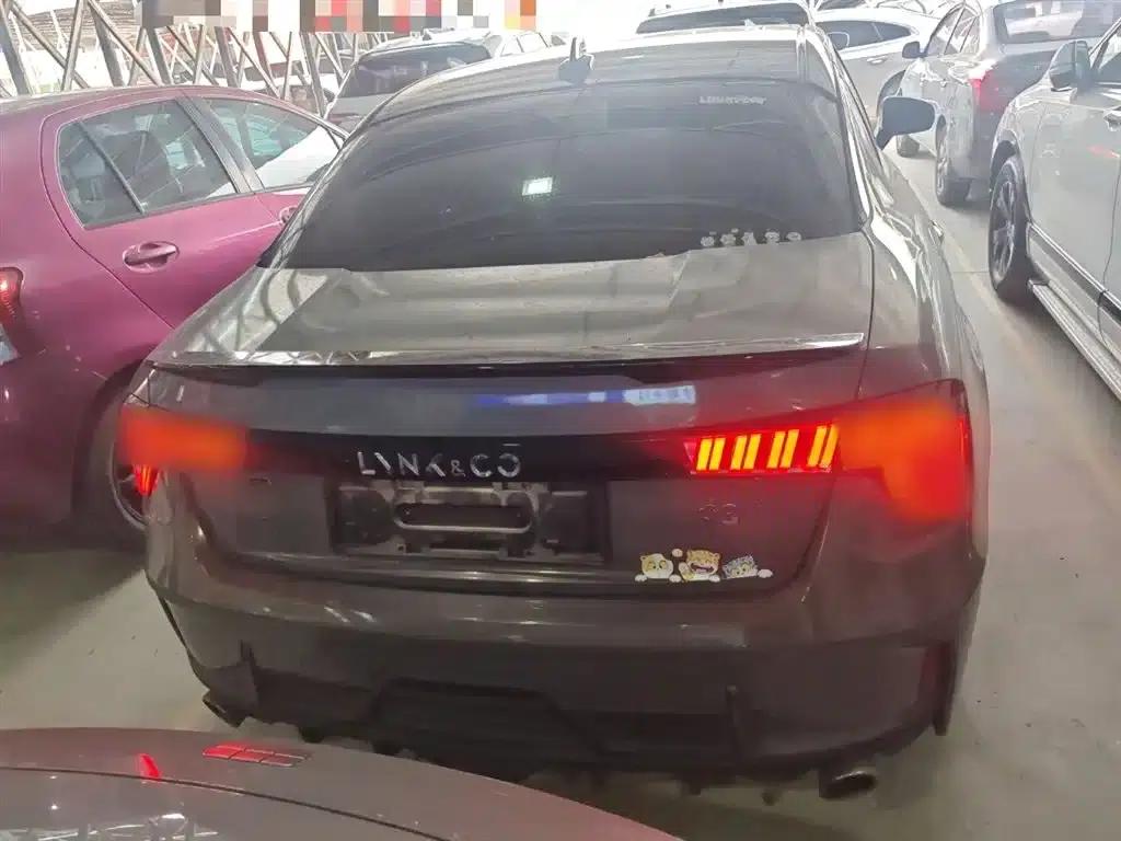 Lynk & Co 03 PHEV 2020 1.5T Pro — миниатюра 6