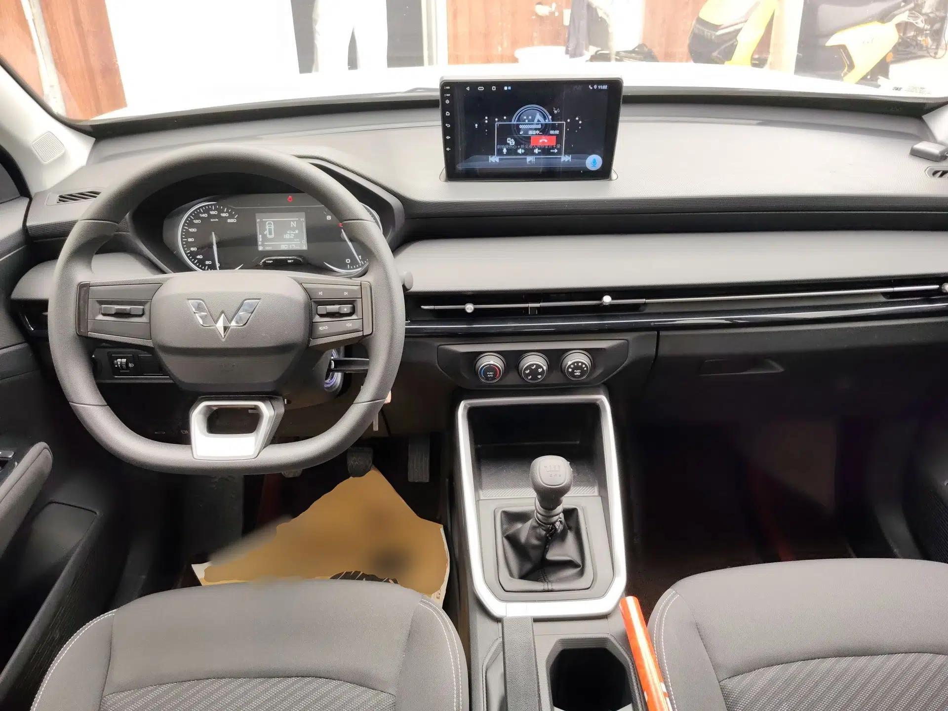Wuling Alvez 2022 1.5L Manual Free-Style Model — миниатюра 13