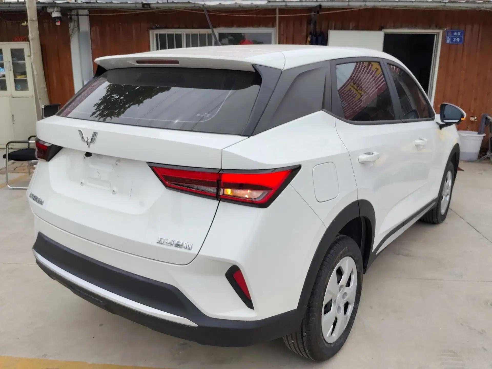 Wuling Alvez 2022 1.5L Manual Free-Style Model — миниатюра 6