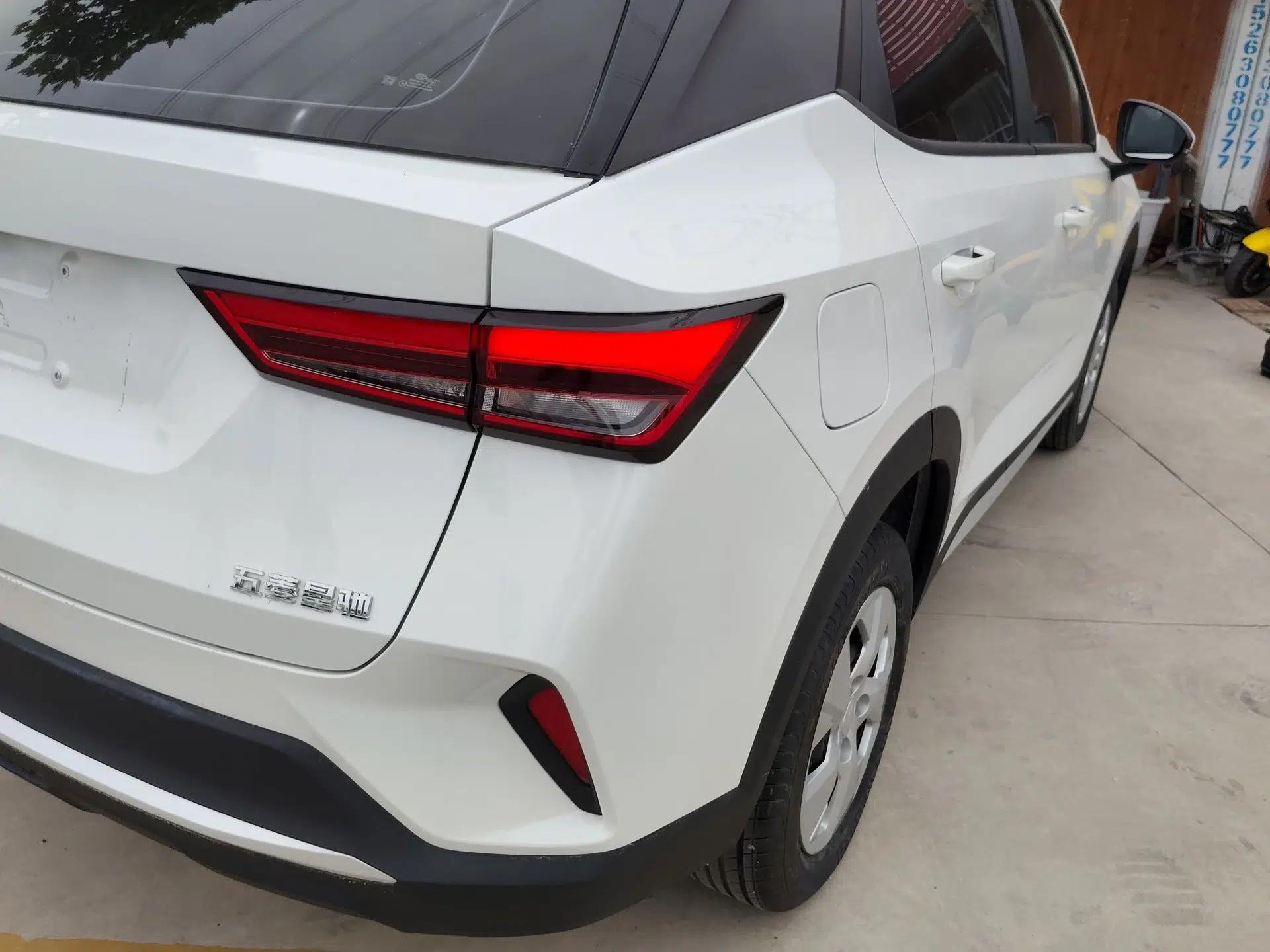 Wuling Alvez 2022 1.5L Manual Free-Style Model — миниатюра 7