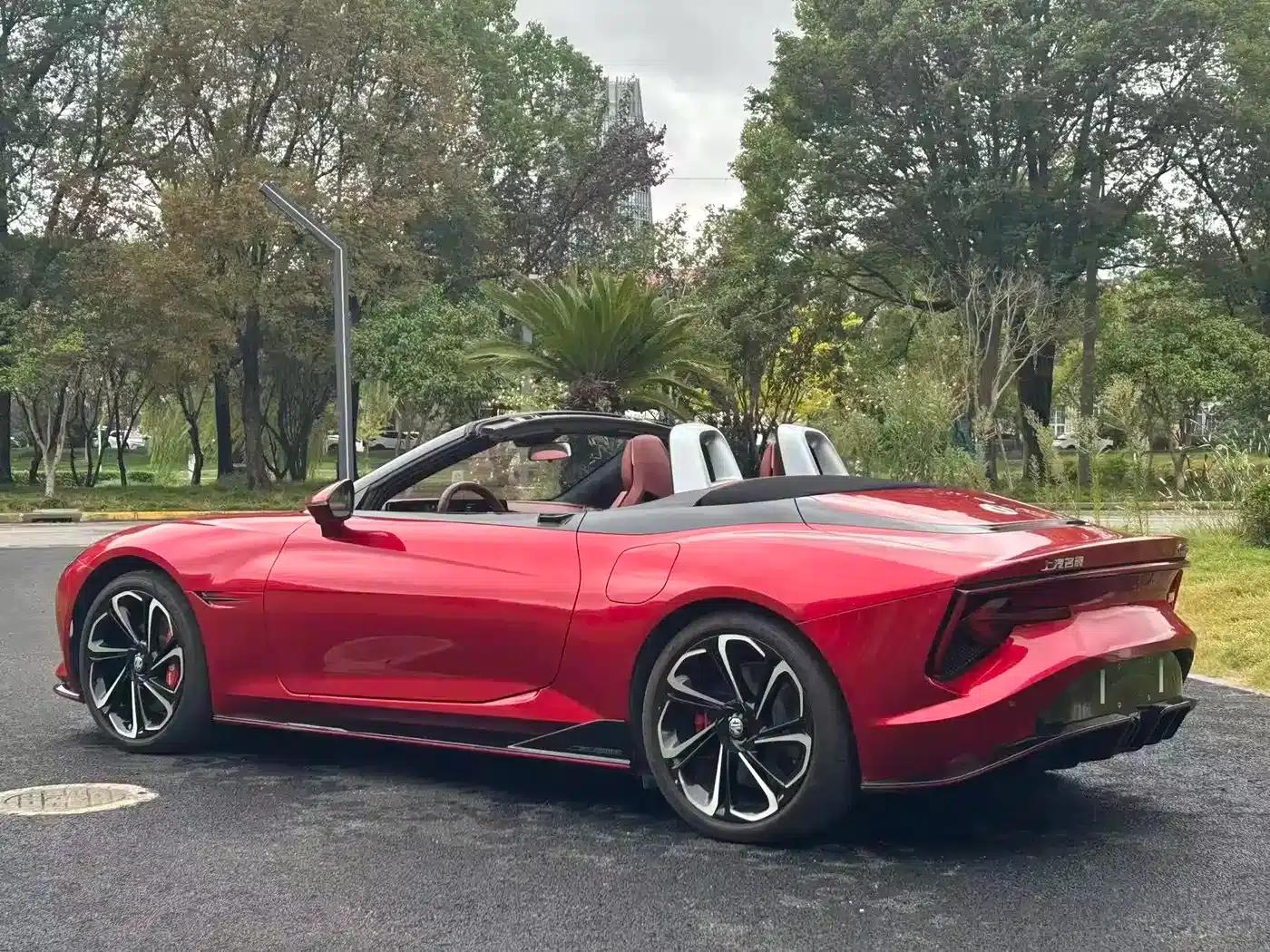 2024 MG Cyberster 520km Legendary AWD Edition — миниатюра 15