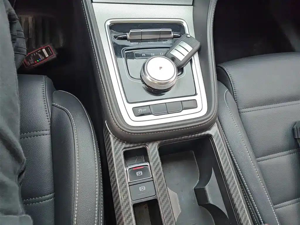 MG6 PHEV 2018 45T E-DRIVE Intelligent Hybrid Premium Internet Edition — миниатюра 10