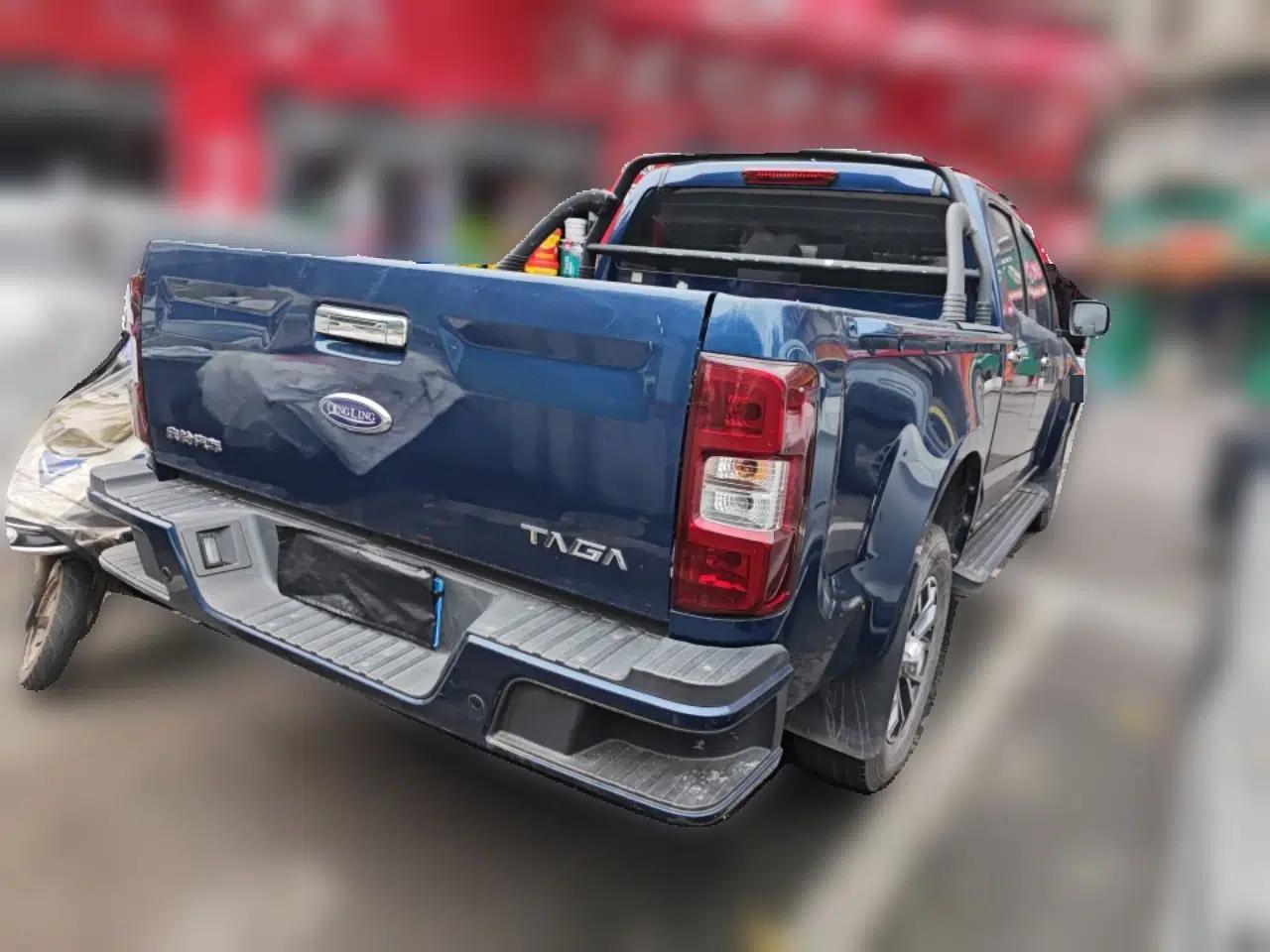 Isuzu TAGA 2018 3.0T Four-Wheel Drive Luxury Edition — миниатюра 6