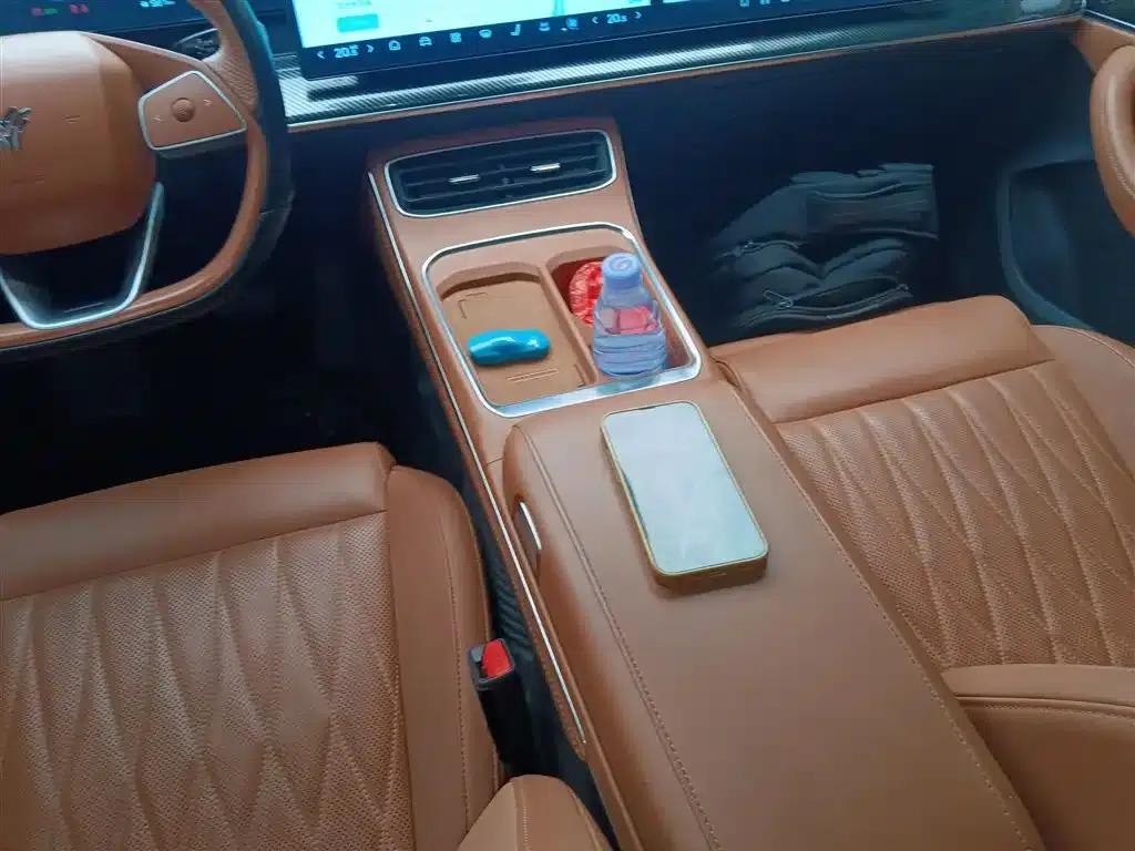 Nezha L 2024 Range Extended 220 Premium Edition — миниатюра 10