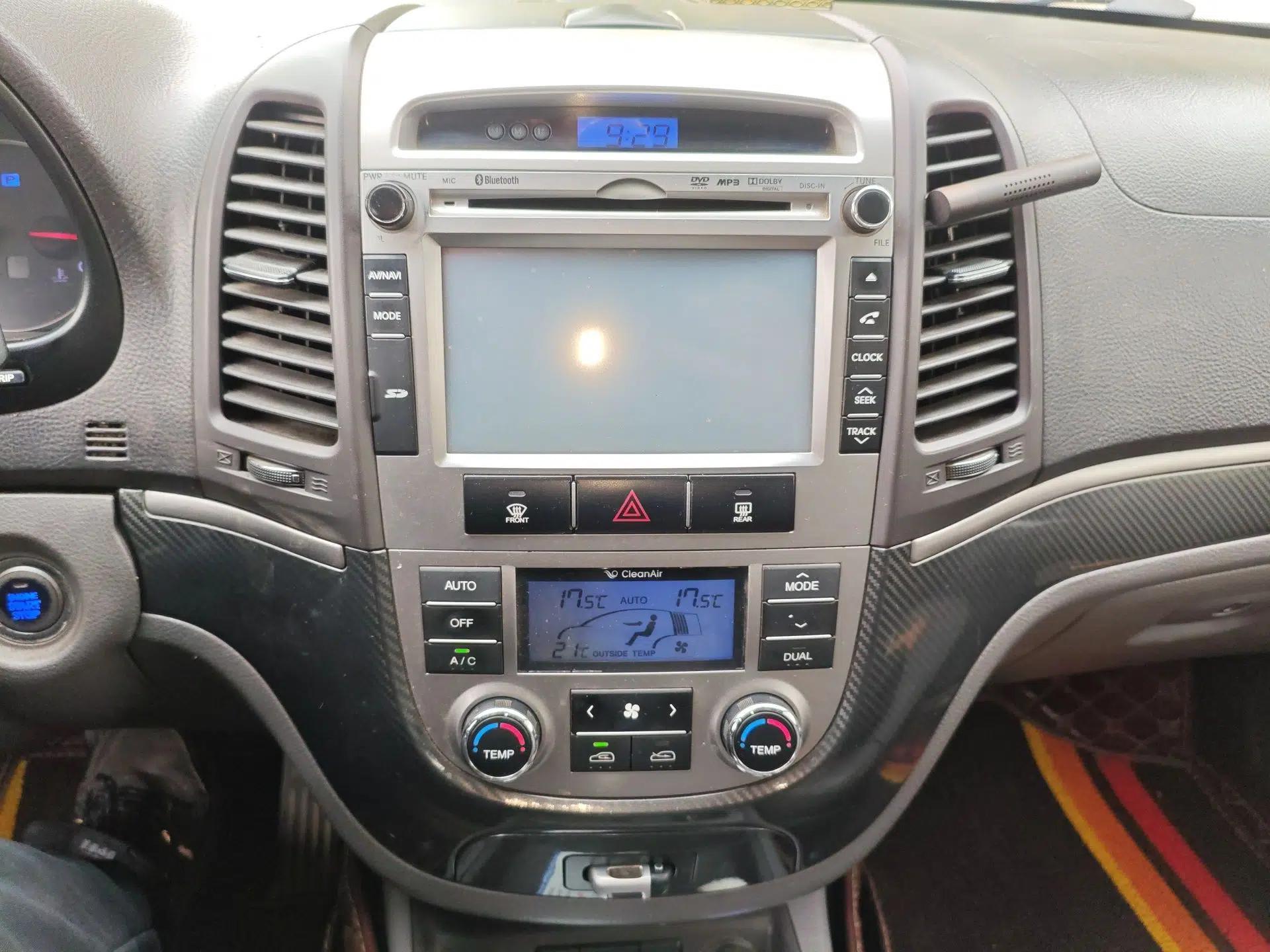 Hyundai Santa Fe Classic 2010 2.4 Ultimate Edition 7-Seater Four-Wheel Drive — миниатюра 14